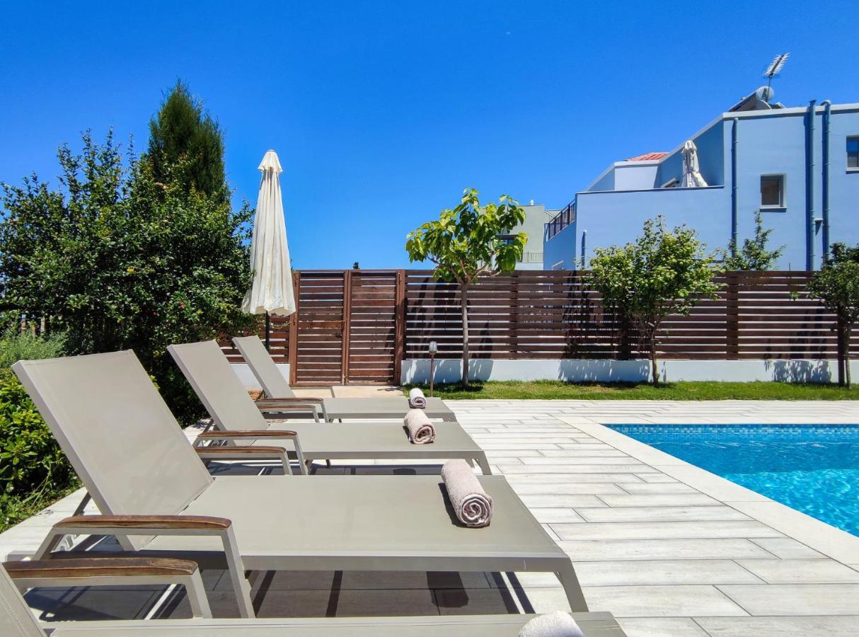 Aphrodite Adelianos Kampos Exterior foto